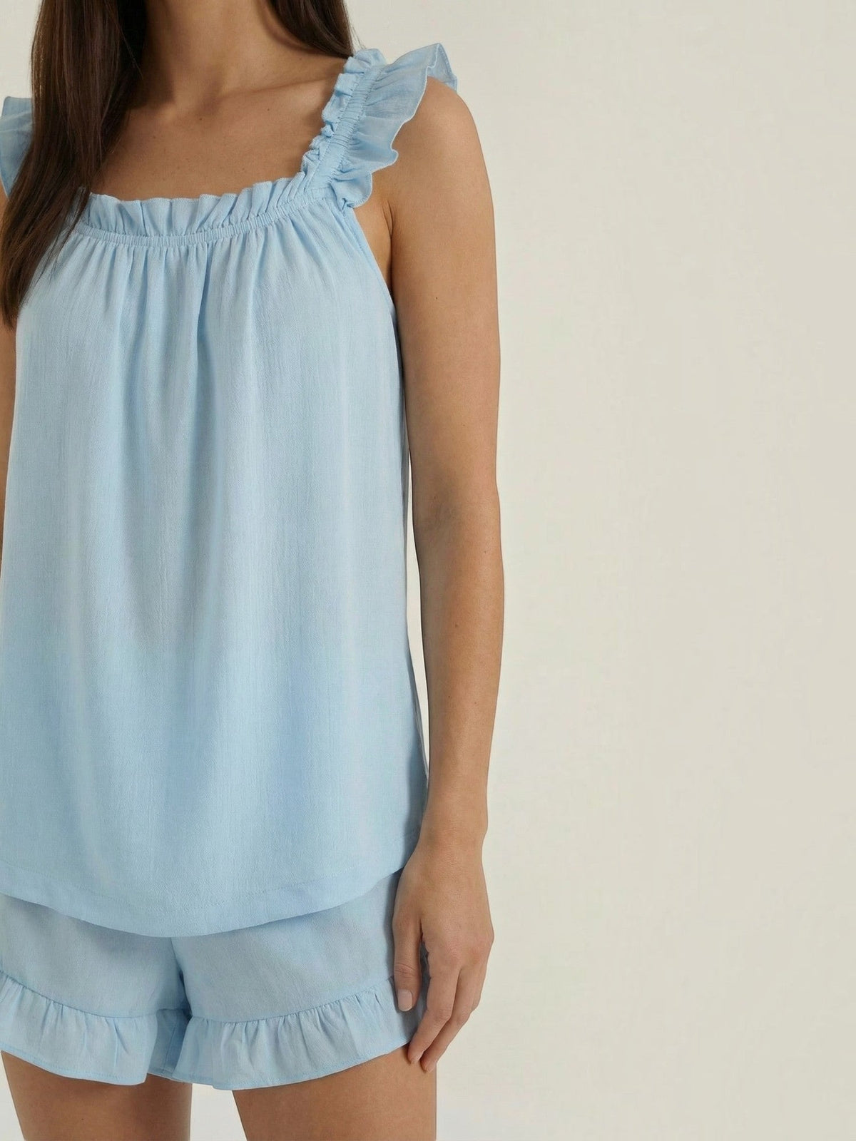 Set aus Baumwoll-Volanttop und Shorts