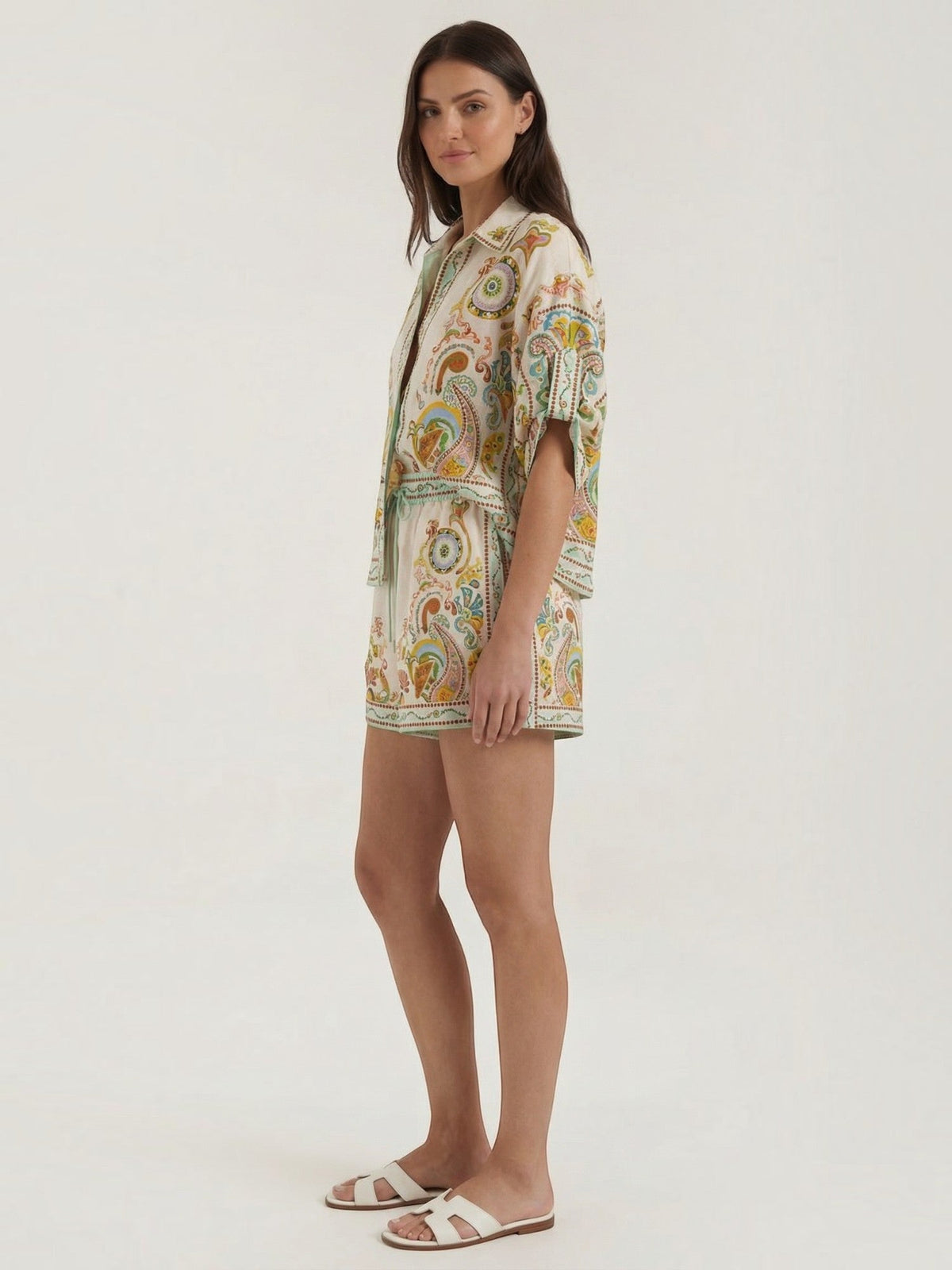Set aus bedrucktem Hemd und Shorts