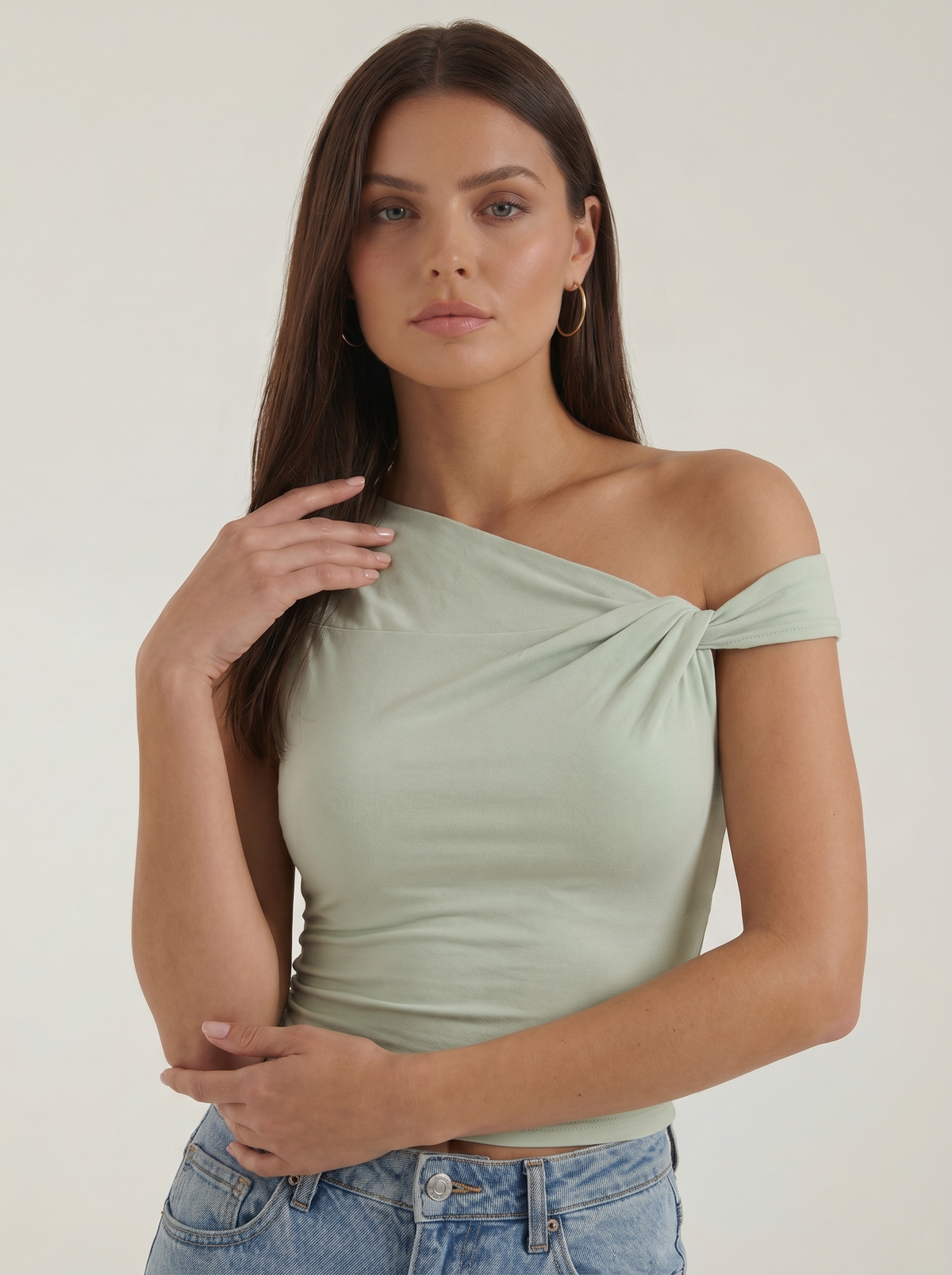 Asymmetrisches One-Shoulder-Top mit Raffung