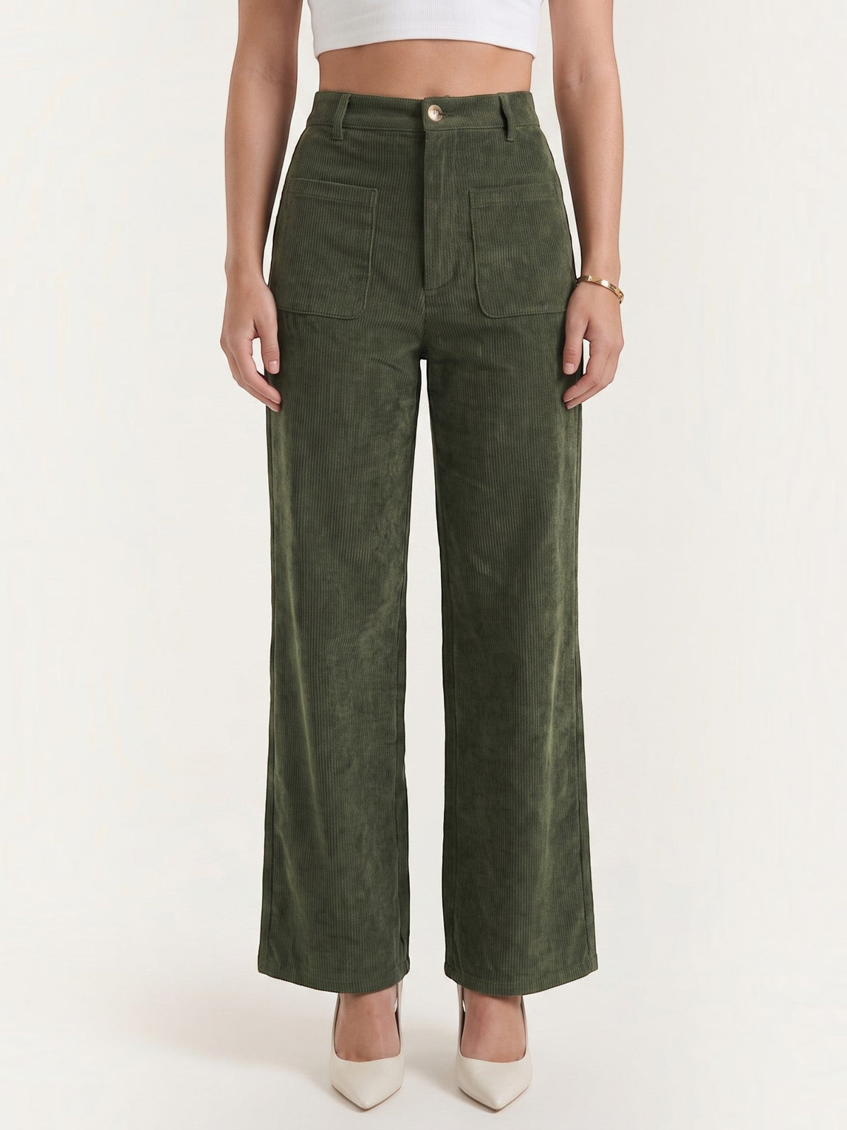 Cordhose mit weitem Bein und Aufgesetzten Taschen