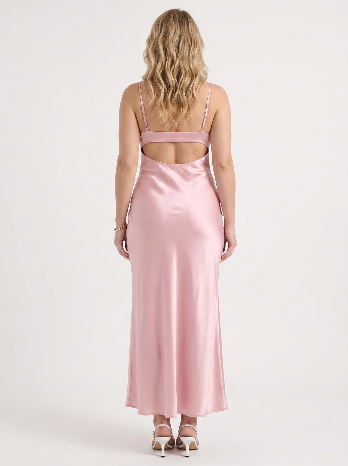 Maxikleid mit Bindeausschnitt und Cut-Out