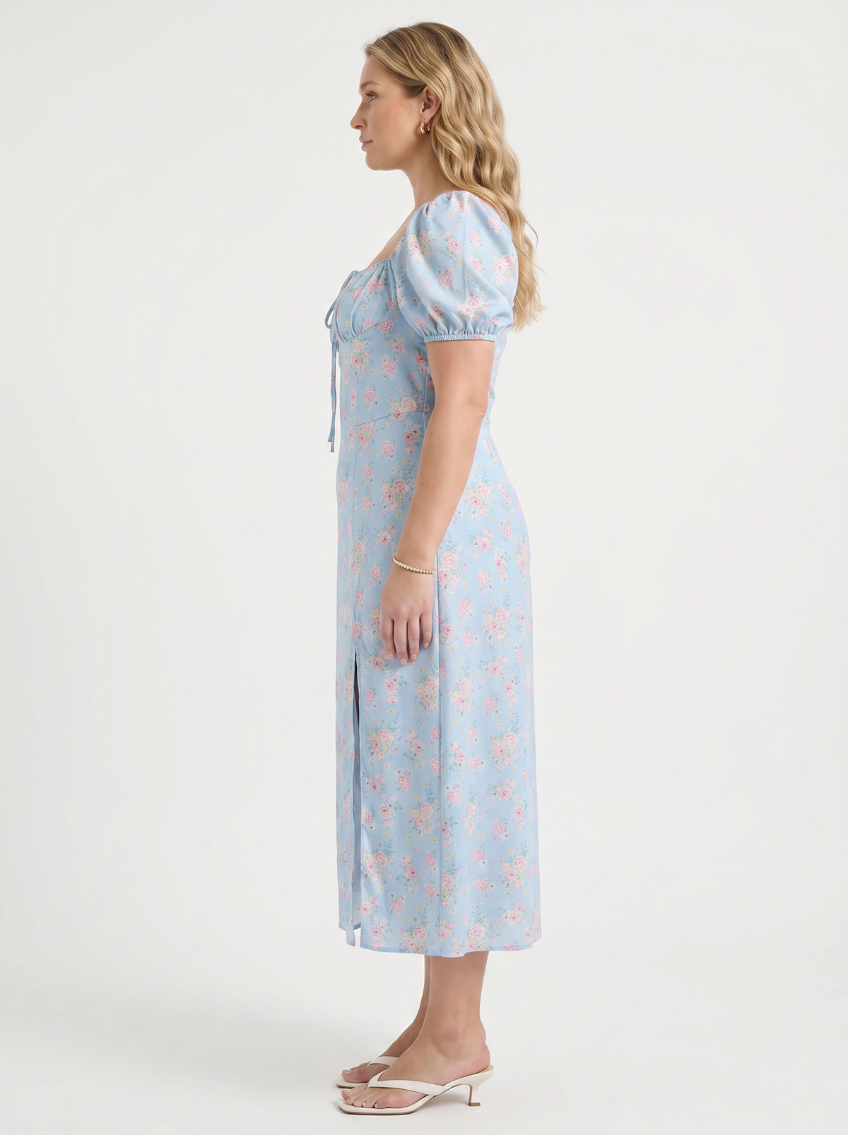 Geblümtes Midikleid mit Puffärmeln