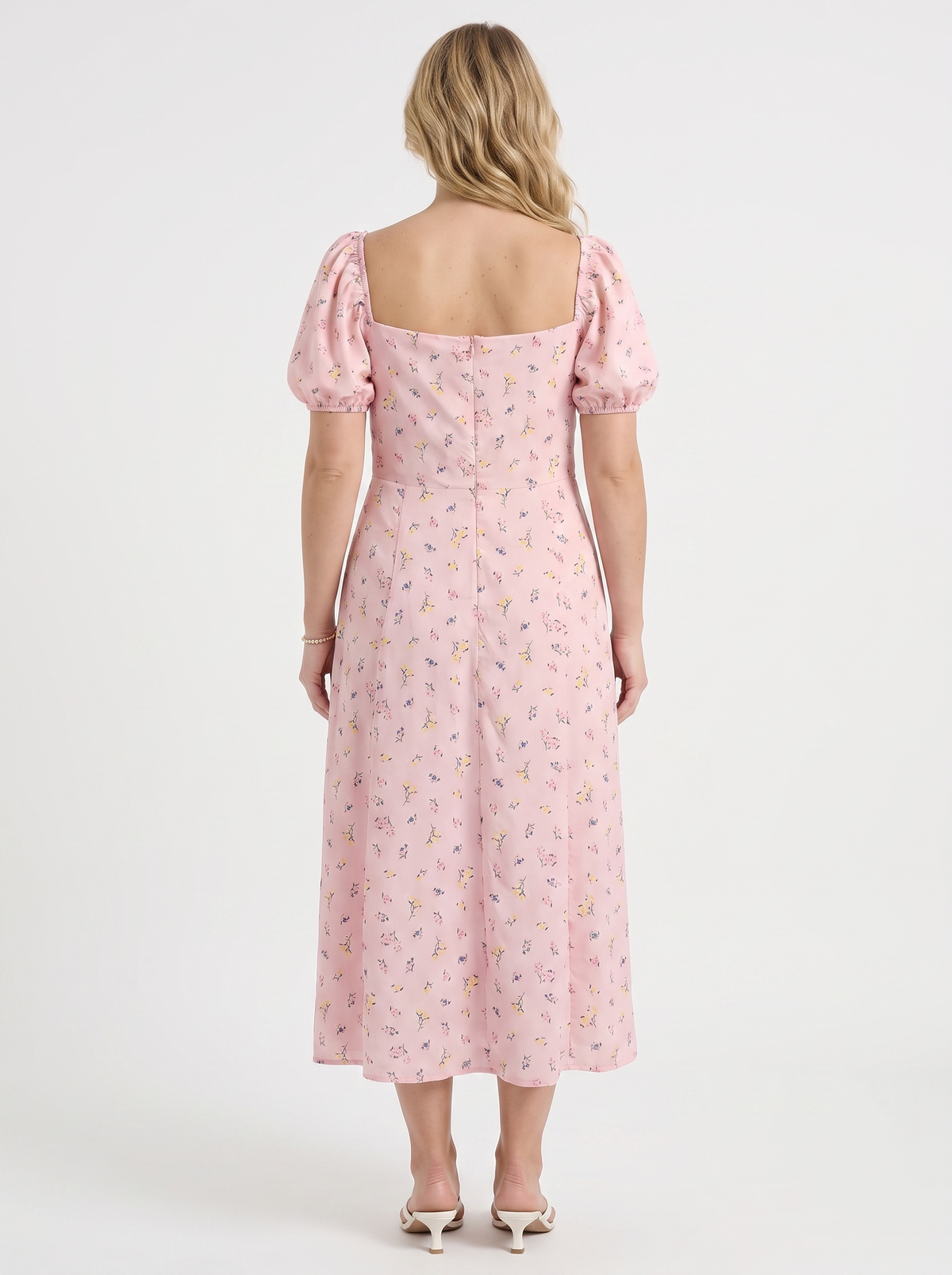Geblümtes Midikleid mit Puffärmeln