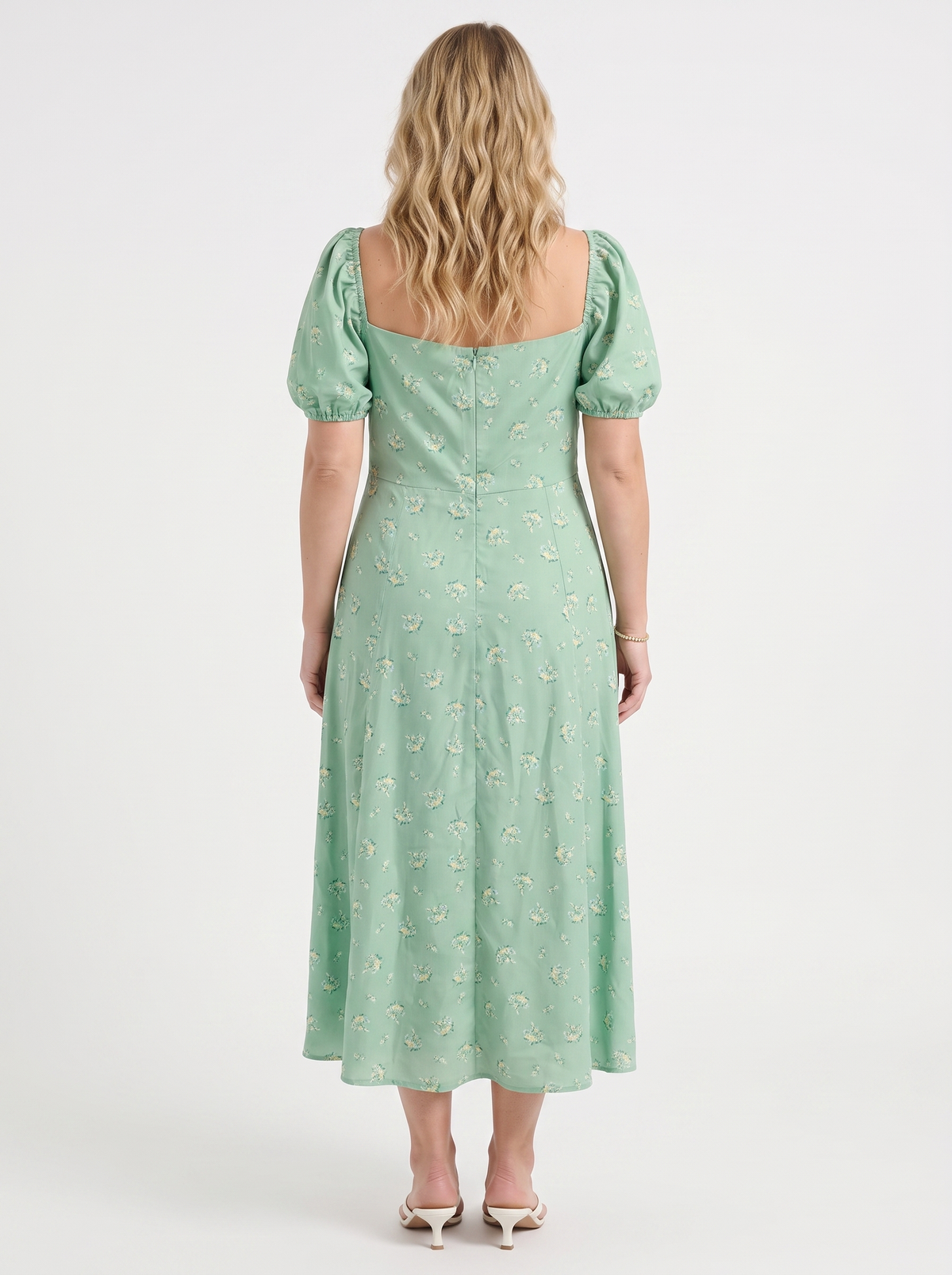 Geblümtes Midikleid mit Puffärmeln