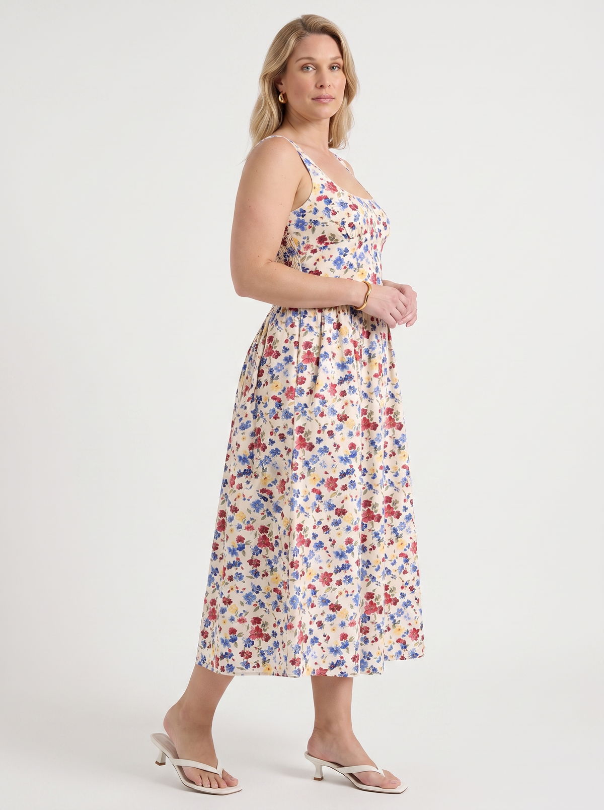 Geblümtes Midikleid mit eckigem Ausschnitt