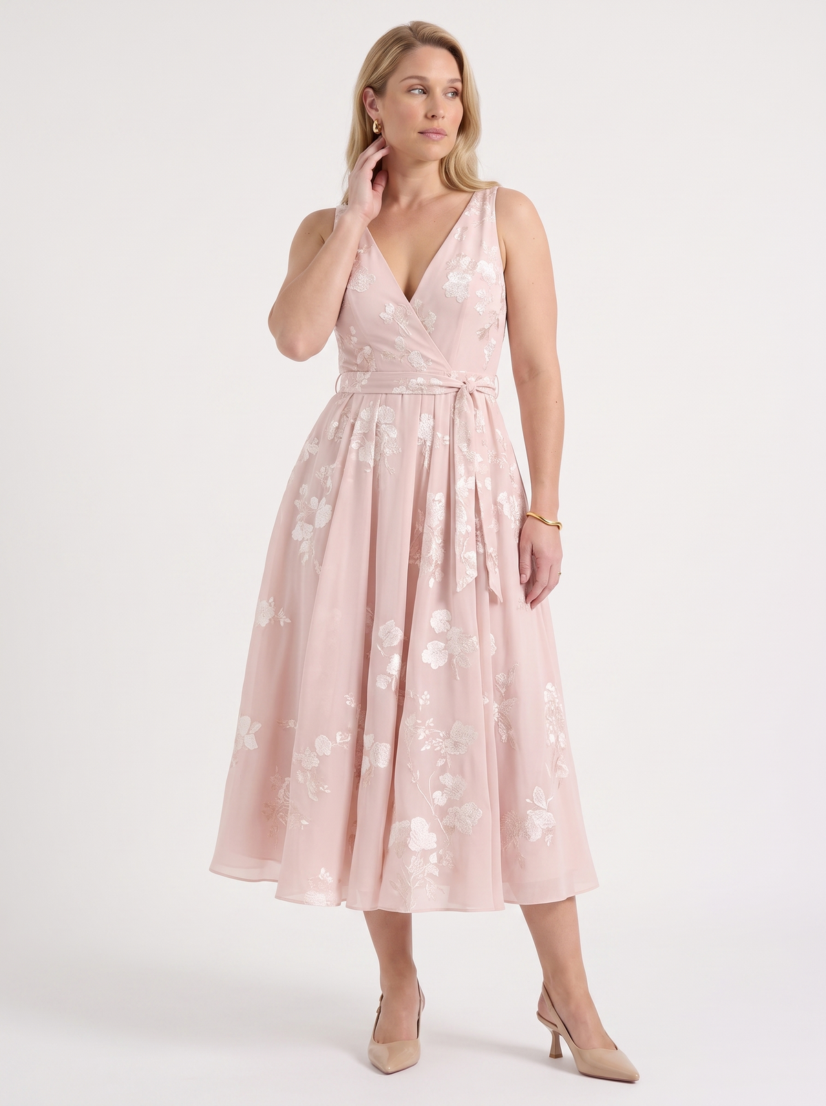 Geblümtes Wickel-Midikleid