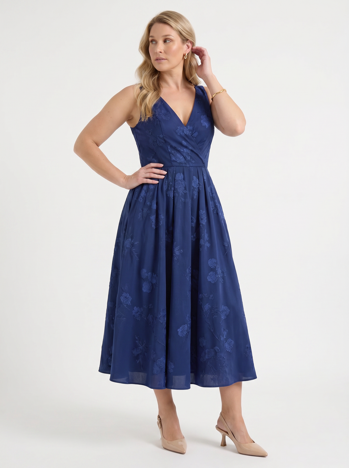 Geblümtes Wickel-Midikleid