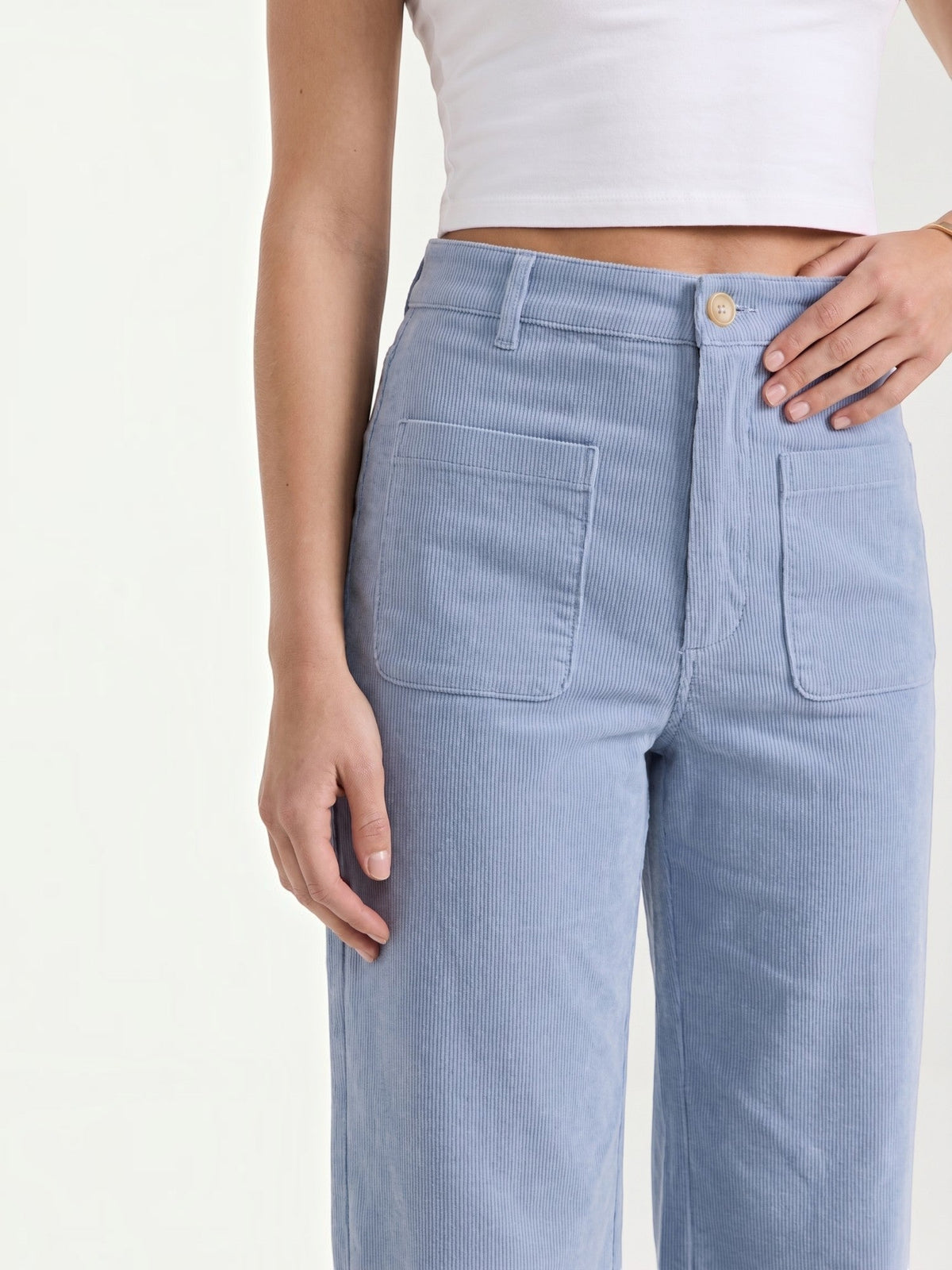 Cordhose mit weitem Bein und Aufgesetzten Taschen