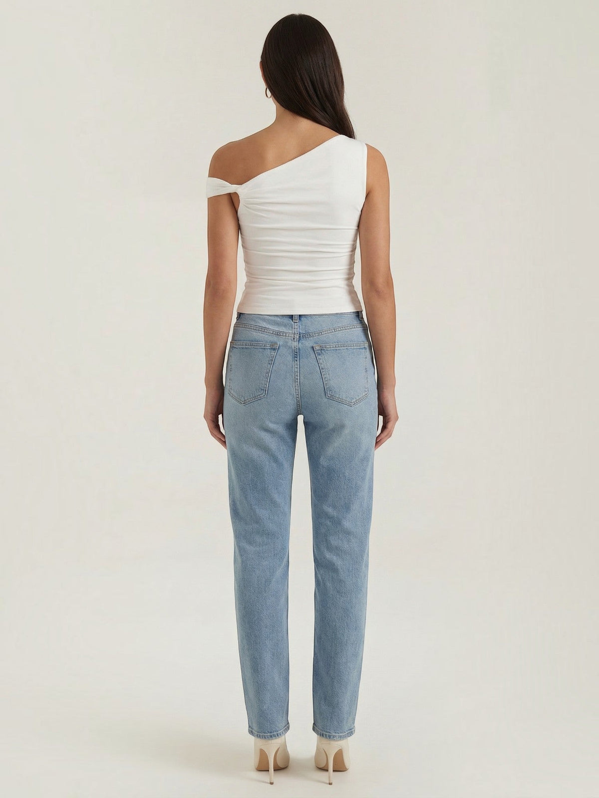 Asymmetrisches One-Shoulder-Top mit Raffung