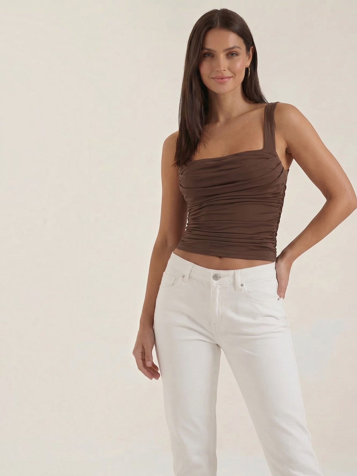 Geraffter Tank Top mit eckigem Ausschnitt