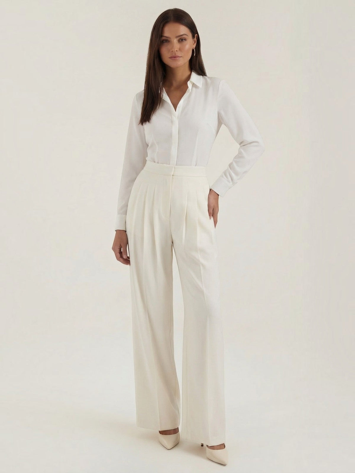 Plissierte Hose mit hohem Bund und weitem Bein