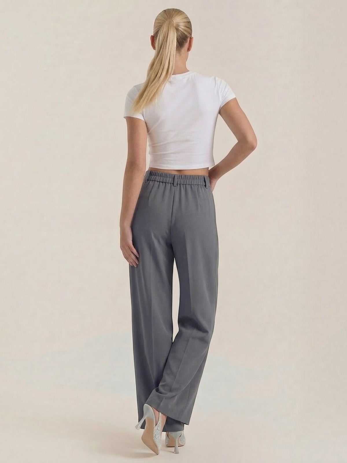 Plissierte Hose mit Seitentaschen