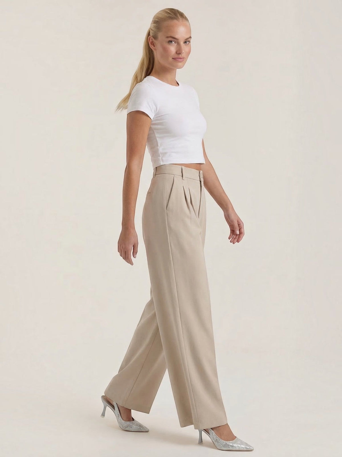 Plissierte Hose mit Seitentaschen