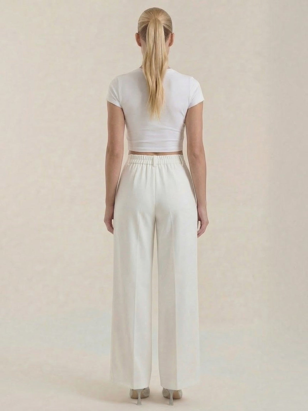 Plissierte Hose mit Seitentaschen