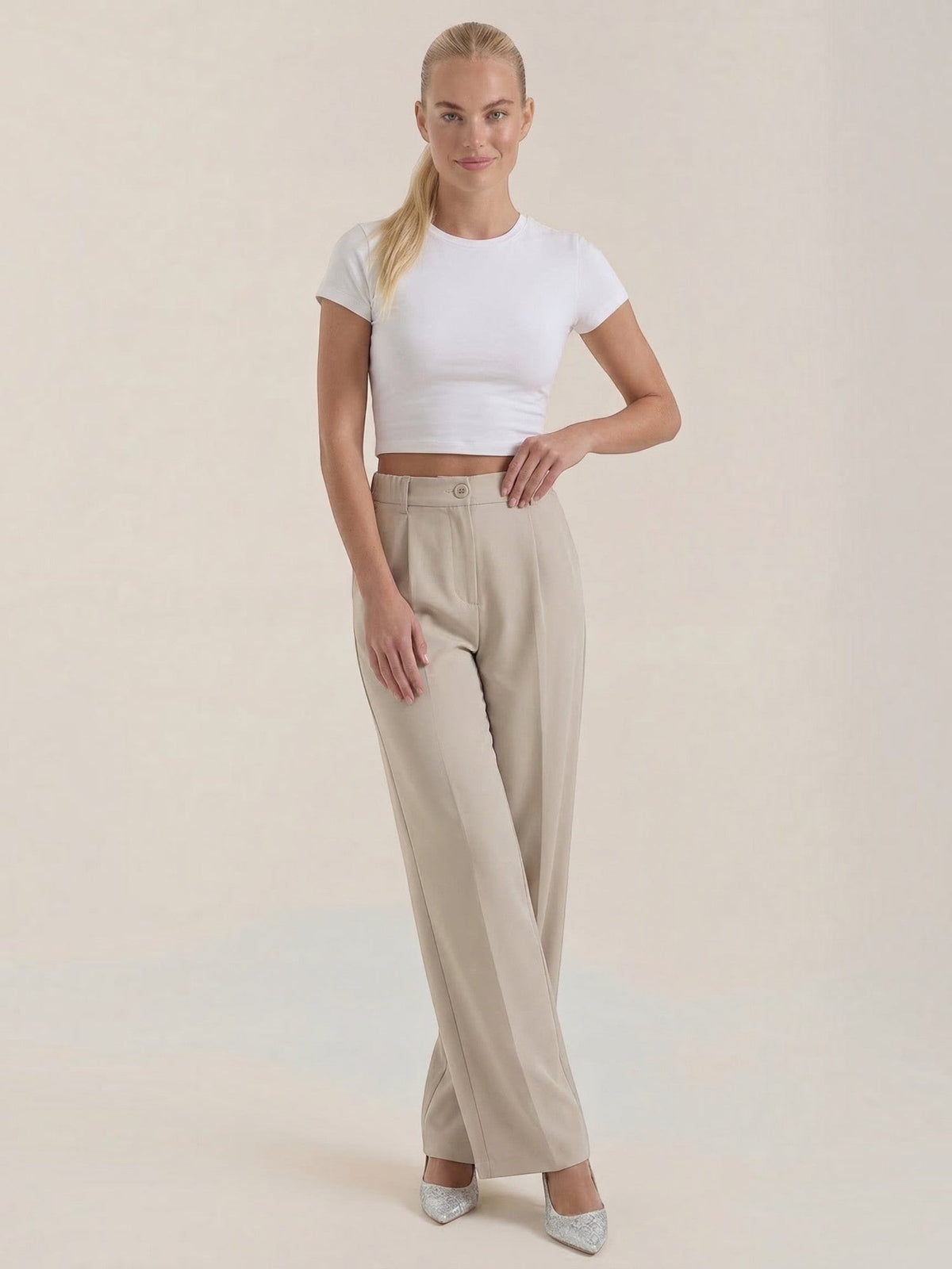 Plissierte Hose mit Seitentaschen