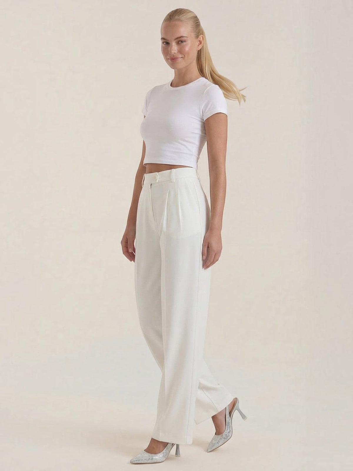 Plissierte Hose mit Seitentaschen