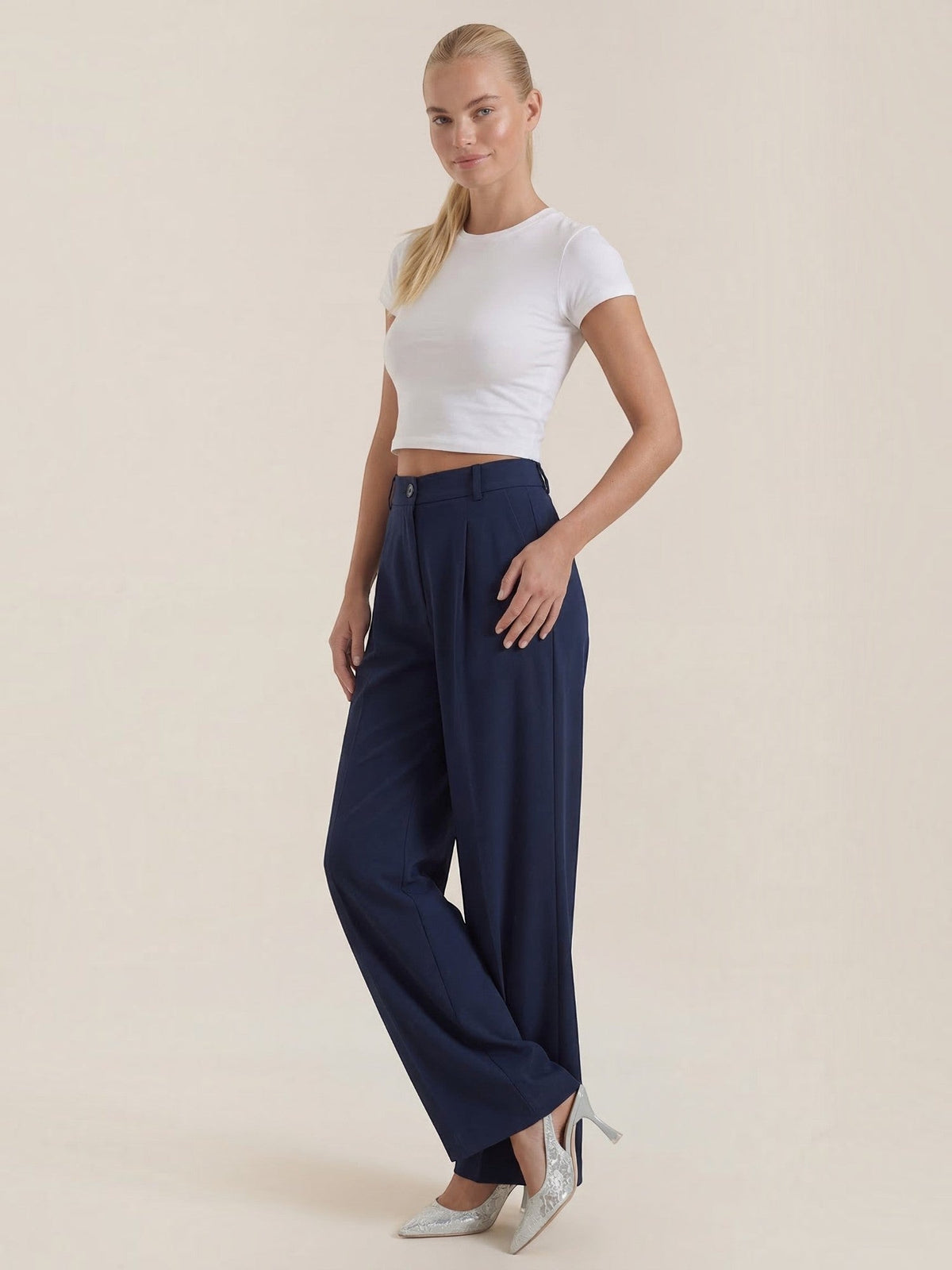 Plissierte Hose mit Seitentaschen