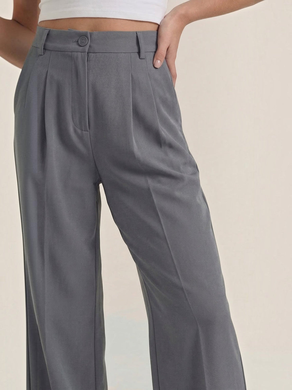 Plissierte Hose mit Seitentaschen