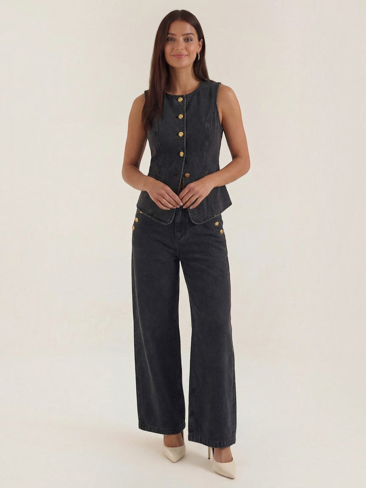 Set aus Baumwoll-Denim-Weste und weiter Hose