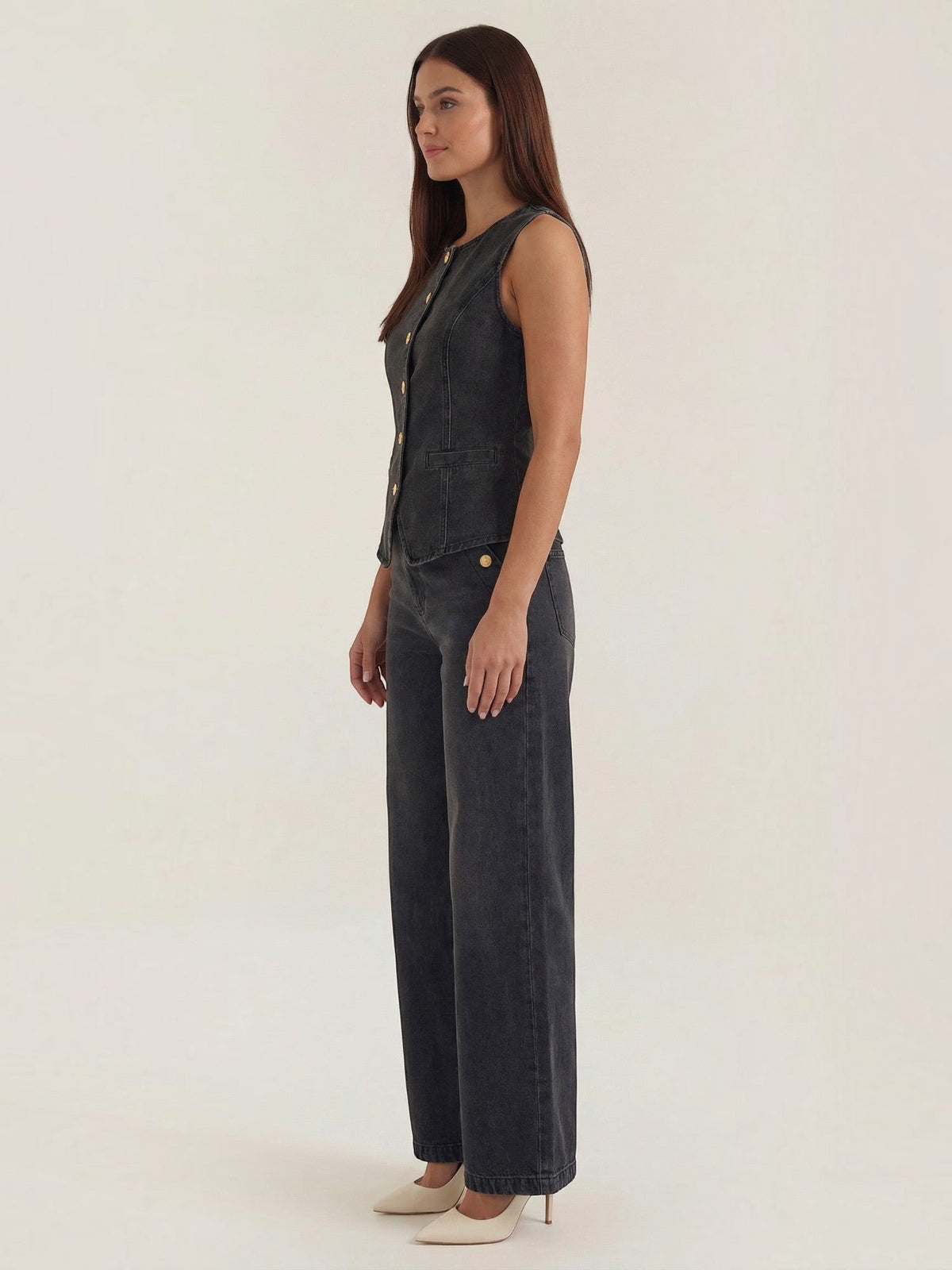 Set aus Baumwoll-Denim-Weste und weiter Hose